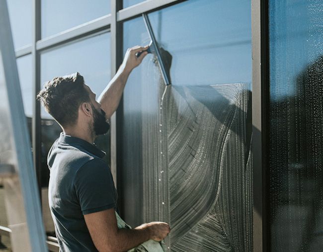 Glas und Fenster Reinigung